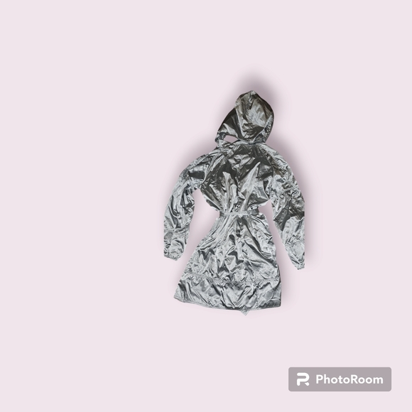 Rain coat - Picture 4 of 10